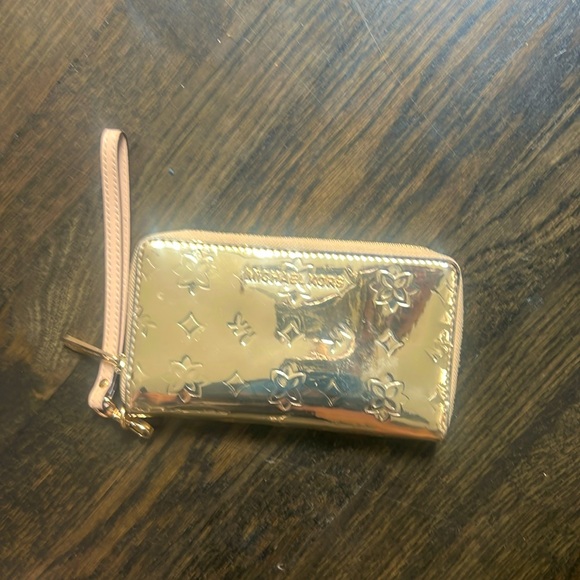 Michael Kors Handbags - Michael Kors Women’s Gold Wallet And Phone Case